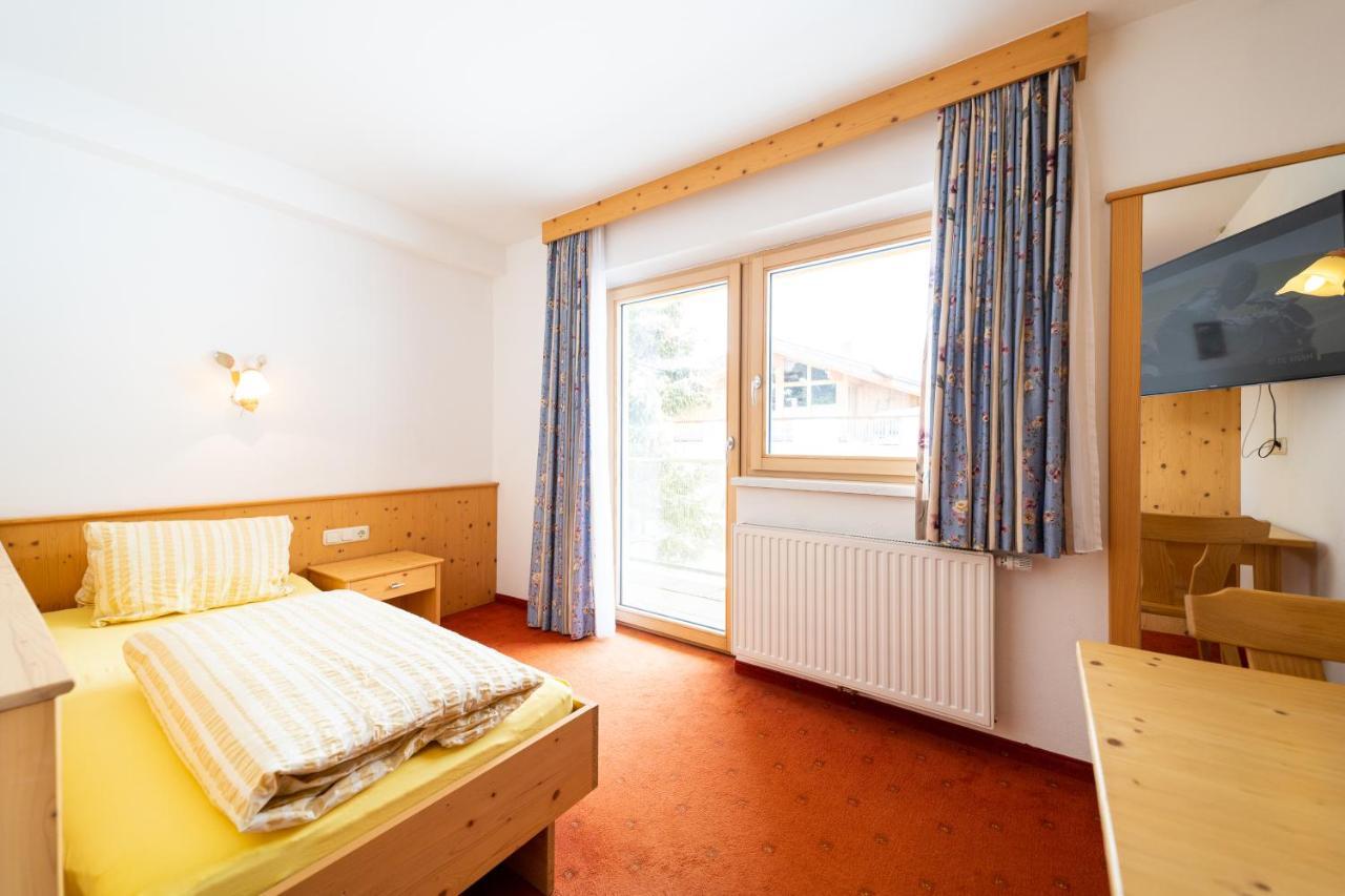 Haus Rosmarie Apartment St. Anton am Arlberg Exterior foto